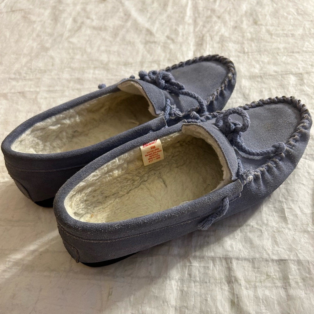 HABAND RETRO BLUE SUEDE MOC STYLE WOMEN’S SLIPPERS/HOUSE SHOES SIZE 9M